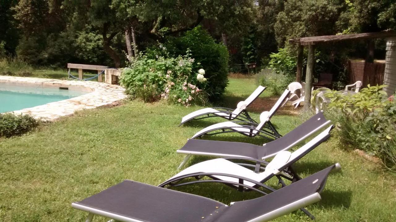 La Bousquatiere Bed & Breakfast Piolenc Bagian luar foto